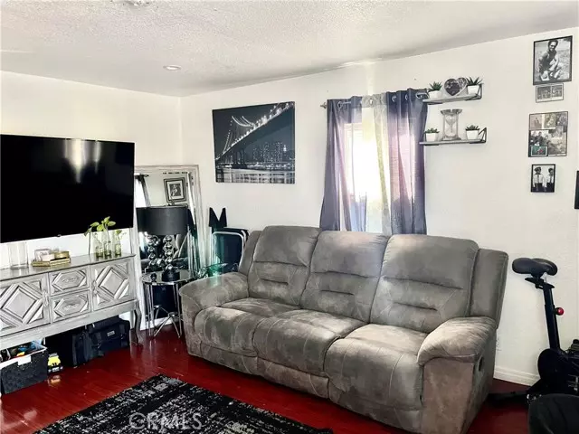 4326 W 105th Street, Inglewood, CA 90304