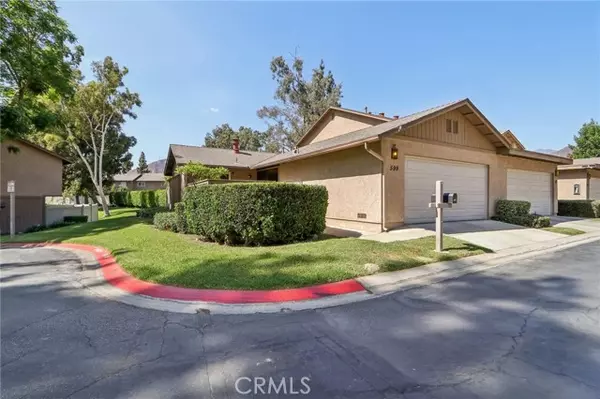 Azusa, CA 91702,599 W Point O'Woods