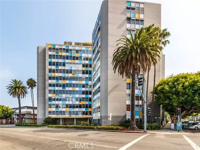 100 Atlantic Avenue #PH2, Long Beach, CA 90802