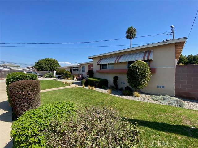 16812 S Catalina Avenue, Gardena, CA 90247