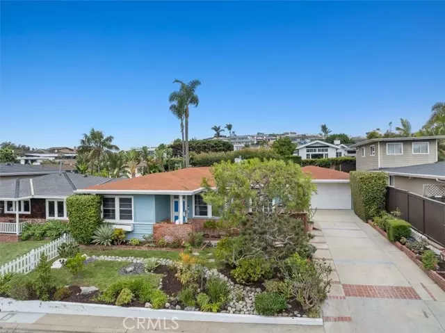 441 Seaward Road, Corona Del Mar, CA 92625