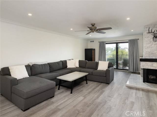 900 Cedar Street #208, El Segundo, CA 90245