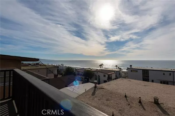 2919 Crest Drive, Manhattan Beach, CA 90266