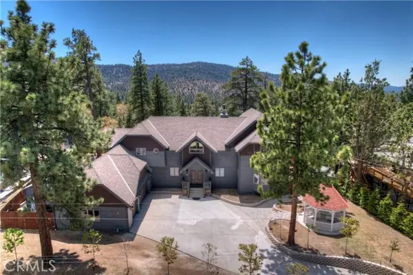 Big Bear City, CA 92314,727 Villa Grove Avenue