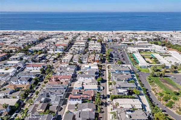 Manhattan Beach, CA 90266,527 24th Street