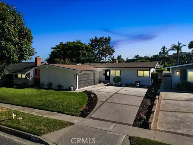 Rancho Palos Verdes, CA 90275,1914 Avenida Feliciano