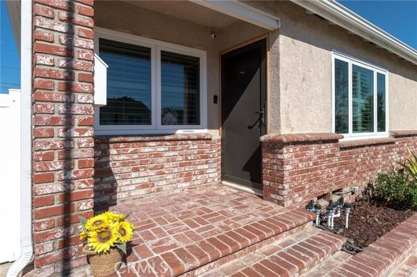 5541 W 123rd Street, Hawthorne, CA 90250