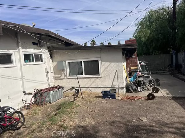 San Fernando, CA 91340,12958 Corcoran Street