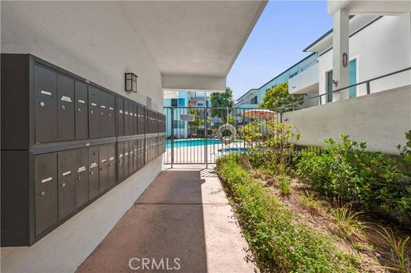 415 S Prospect Avenue #203, Redondo Beach, CA 90277