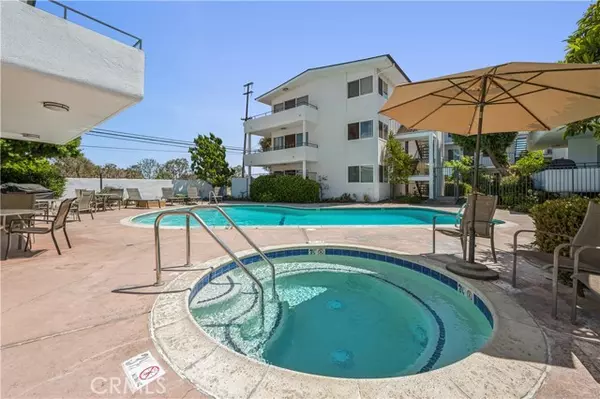 Redondo Beach, CA 90277,415 S Prospect Avenue #306