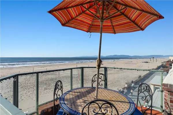 Hermosa Beach, CA 90254,30 The Strand #1