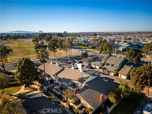 16539 Sell Circle #11, Huntington Beach, CA 92649