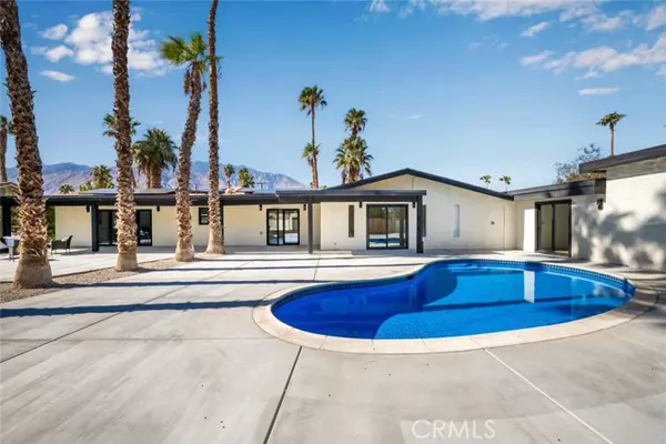 2890 N Farrell Drive, Palm Springs, CA 92262