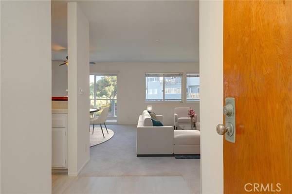 250 The Vlg #204, Redondo Beach, CA 90277