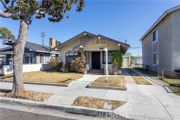 2186 Olive Avenue, Long Beach, CA 90806