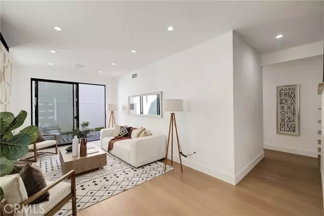 2019 Harriman Lane #B, Redondo Beach, CA 90278