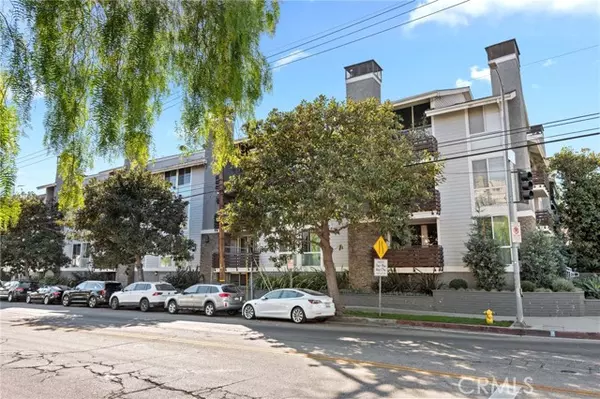 11706 Montana Avenue #105, Los Angeles, CA 90049