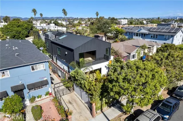 627 Sunset Avenue, Venice, CA 90291