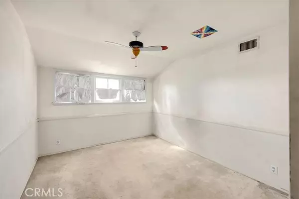 Panorama City, CA 91402,13433 Ebell Street