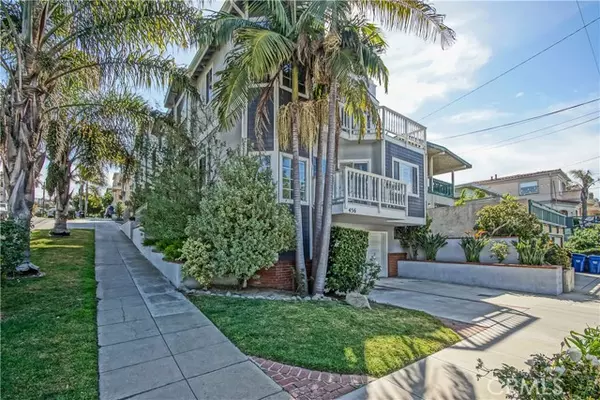 456 Ocean View Avenue, Hermosa Beach, CA 90254