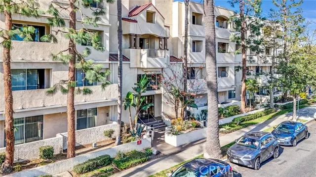 535 Magnolia Avenue #311, Long Beach, CA 90802