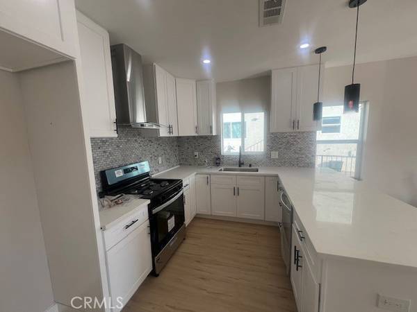 776 W 2nd Street, San Pedro, CA 90731