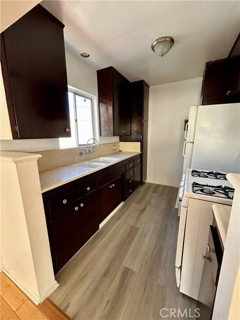 Los Angeles, CA 90026,622 Parkman Avenue #1/2
