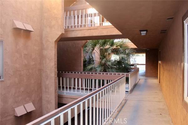 6600 Warner Avenue #142, Huntington Beach, CA 92647