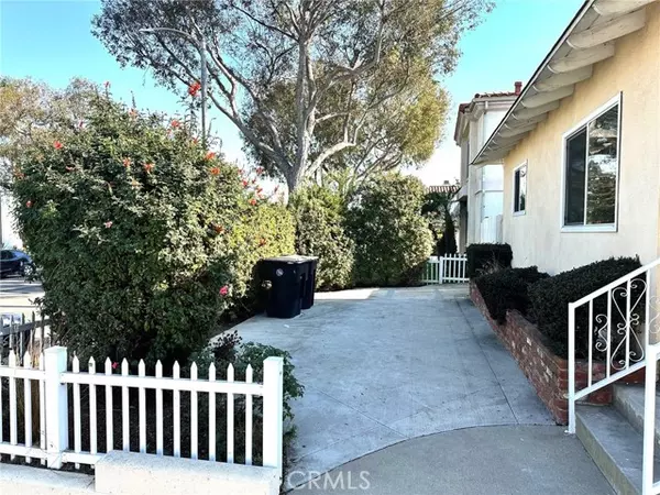 2620 W Carson Street, Torrance, CA 90503