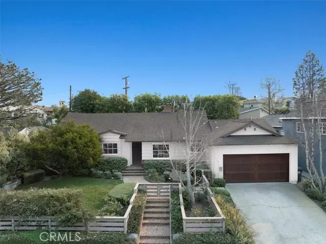 3008 N Ardmore Avenue, Manhattan Beach, CA 90266