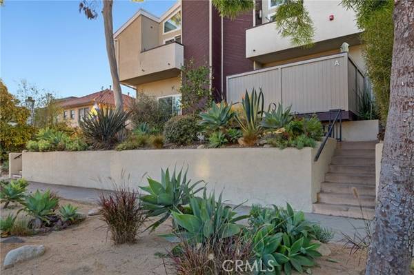 311 S Broadway #C, Redondo Beach, CA 90277