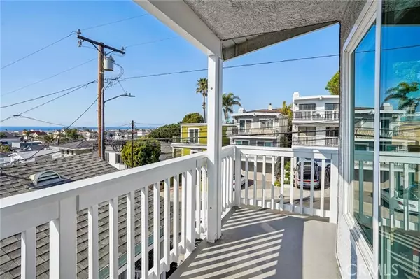 Hermosa Beach, CA 90254,938 3rd Street