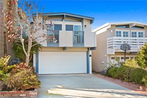 1529 Steinhart Avenue, Redondo Beach, CA 90278