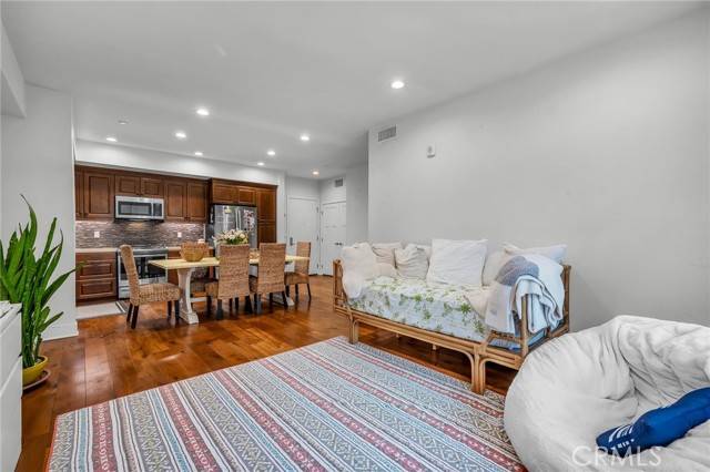Rolling Hills Estates, CA 90274,627 Deep Valley Drive #207