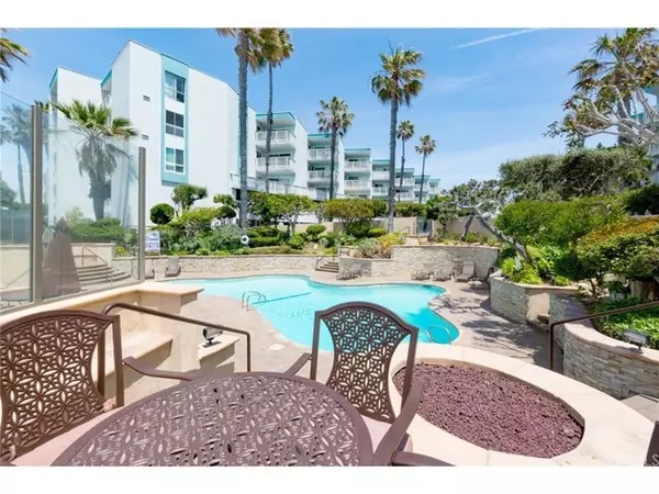 Redondo Beach, CA 90277,640 The Village #107