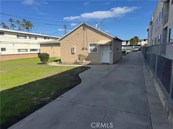 Lomita, CA 90717,26012 Narbonne Avenue