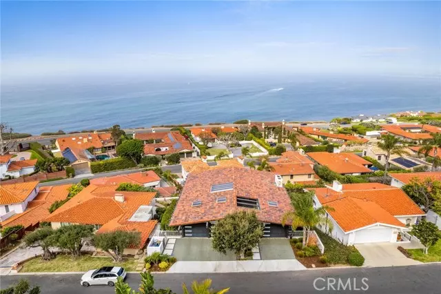 Palos Verdes Estates, CA 90274,569 Via Almar