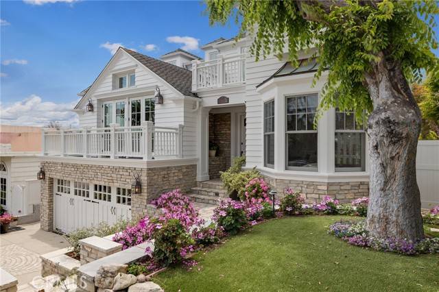 Manhattan Beach, CA 90266,2711 Elm Avenue