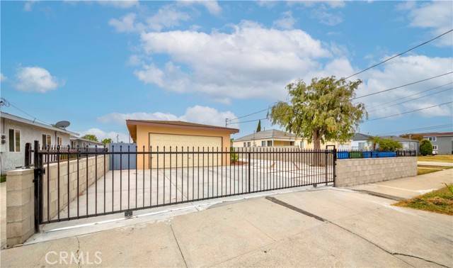 1442 W 220th St., Torrance, CA 90501