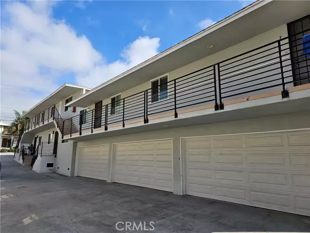 Redondo Beach, CA 90278,2306 Vanderbilt Lane #5