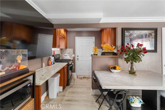Long Beach, CA 90810,2898 Delta Avenue
