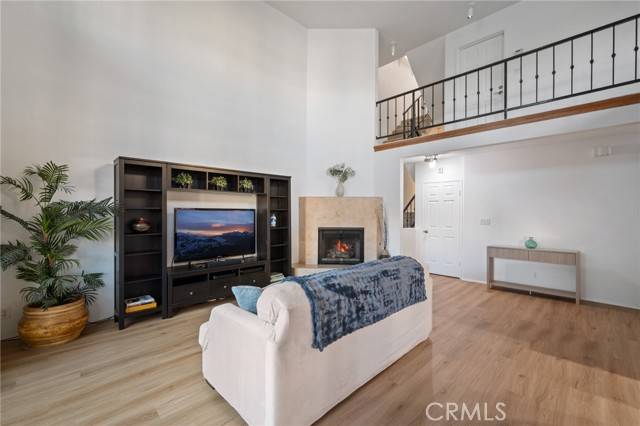 Redondo Beach, CA 90278,2021 Carnegie Lane #3