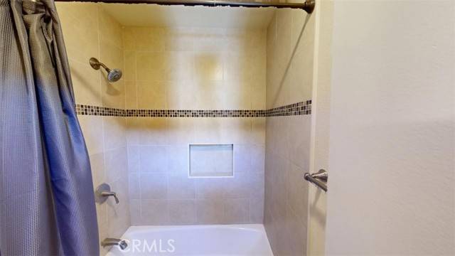 Encino, CA 91316,5460 White Oak Avenue #G325
