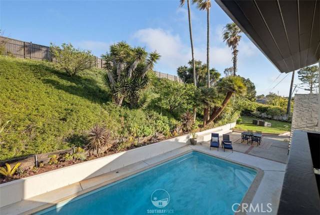 Rancho Palos Verdes, CA 90275,28068 Santona Drive