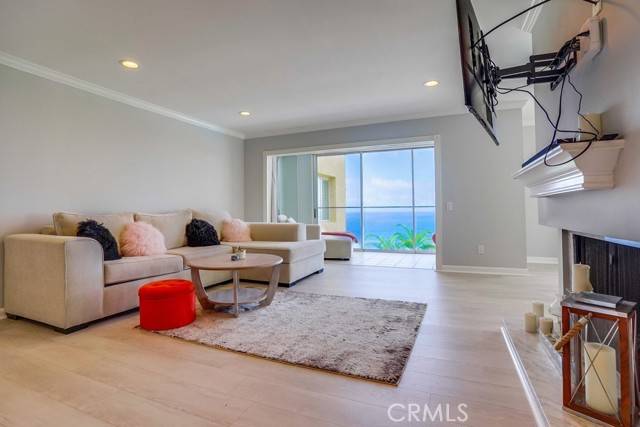 Rancho Palos Verdes, CA 90275,3200 La Rotonda Drive #311