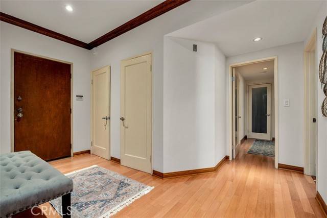 450 N Oakhurst Drive #304, Beverly Hills, CA 90210
