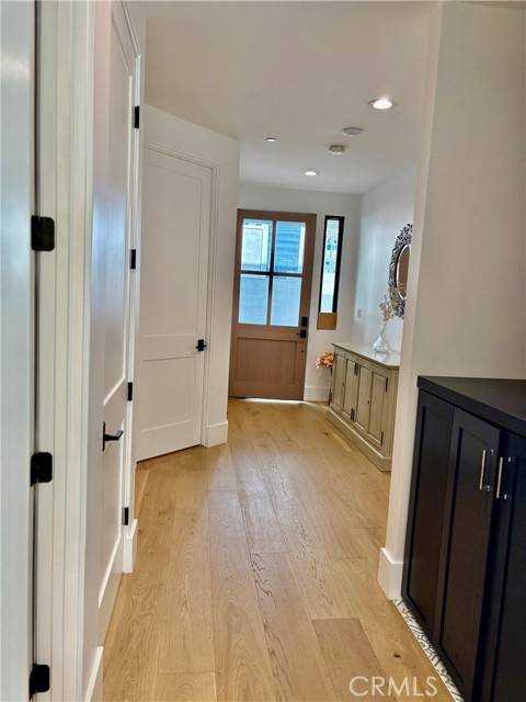 Redondo Beach, CA 90278,2621 Gates Avenue #B
