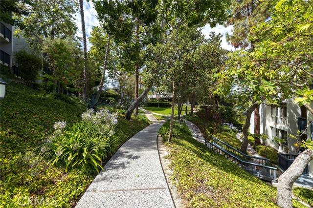 Rolling Hills Estates, CA 90274,3602 W Estates Lane #306