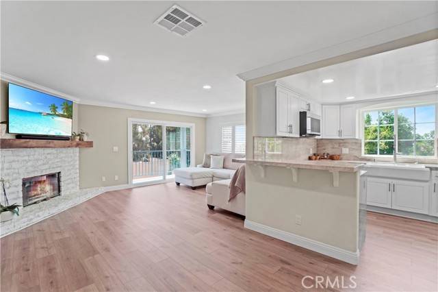 San Pedro, CA 90731,308 S Cabrillo Avenue #3