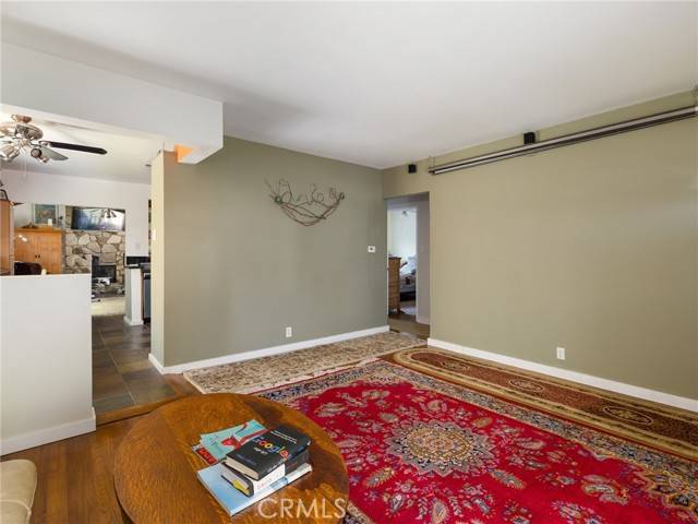 Hawthorne, CA 90304,5526 W 118th Place
